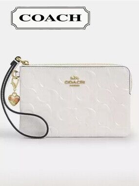 🔥COACH Signature Patent Leather Wristlet, Chalk/Gold, Heart Charm Included!